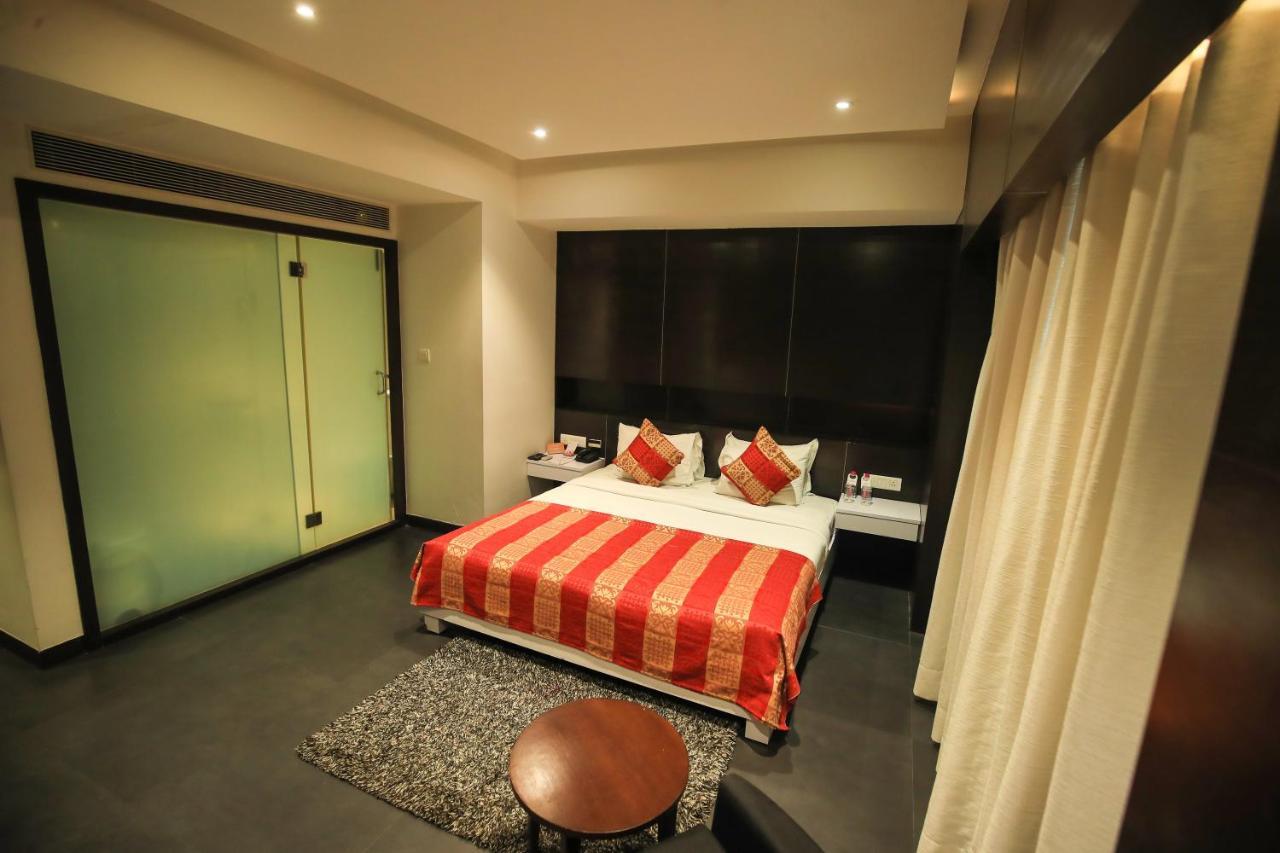 Hotel German Palace Near To Airport Gandhinagar